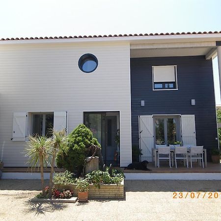 Les Algues Du Grau Bed & Breakfast Le Grau-d'Agde Bagian luar foto